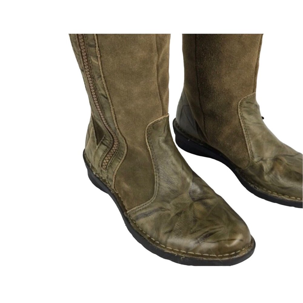 Clark’s Bendables Nikki Park  Suede Leather Green Tall Riding Boots size 6M